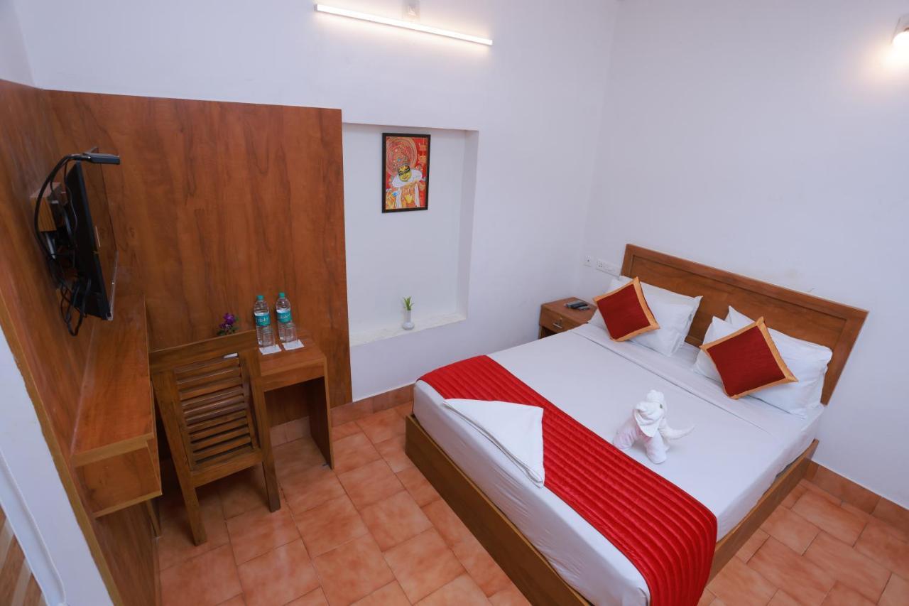 فاركَالا Malavikas Black Beach Resort المظهر الخارجي الصورة