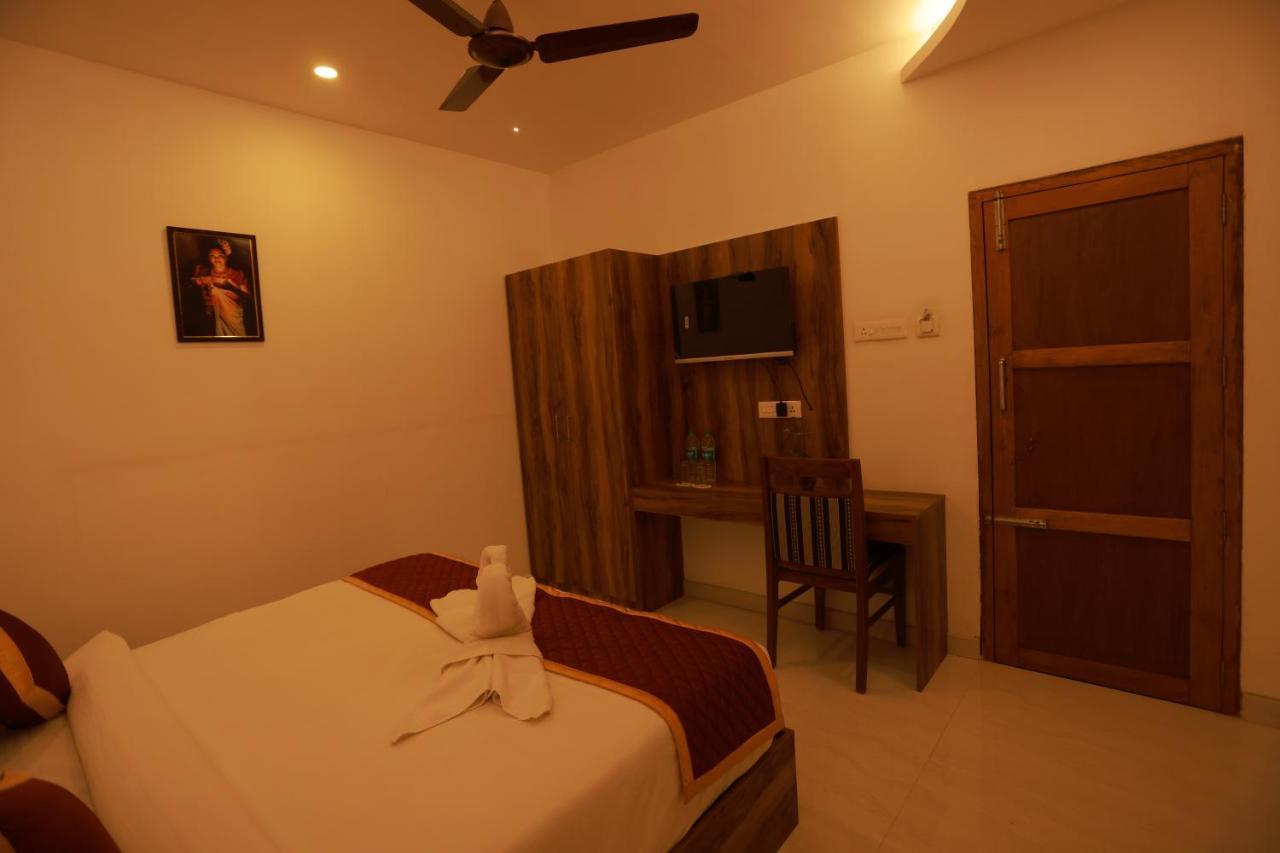 فاركَالا Malavikas Black Beach Resort المظهر الخارجي الصورة