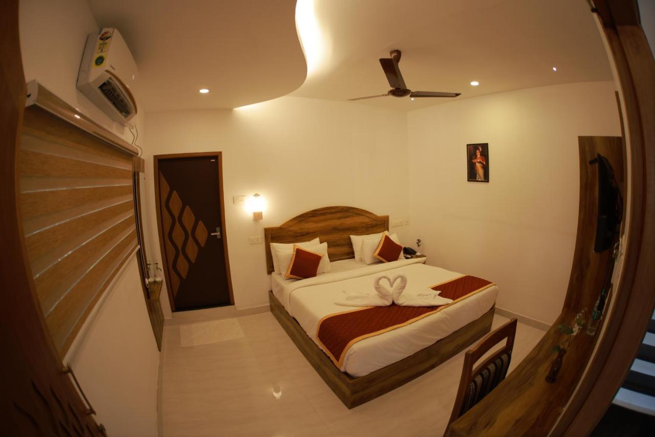 فاركَالا Malavikas Black Beach Resort المظهر الخارجي الصورة